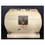 Victorian inspired distressed platform jewelry box