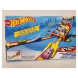 New HotWheels Action playset