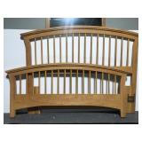 Vaughan Bassett blonde wood queen bed w/ rails