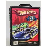 2009 Hot Wheels carry case w/ cars
