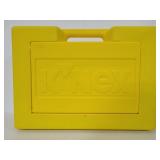 Knex set is yellow case