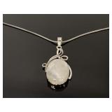 Sterling silver moonstone pendant necklace