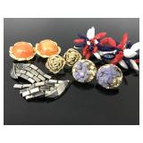 Five pairs of vintage click on earrings