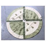 Dan Dee Christmas tree skirt