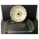 Pyrex glass baking pan and aluminum bundt cake