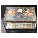 Dried flower glass jewelry box