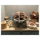 Vintage vanity items collection