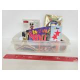 Assorted vintage items