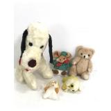5 vintage stuffed animals of various sizes