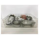 Vintage metal mold dishes