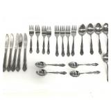 Rogers stainless silverware 4 pc set w/extras