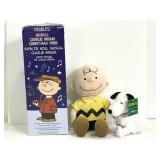 Peanuts Christmas tree with Charlie & snoopy plush