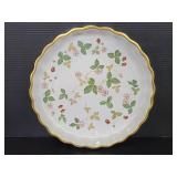 Wild strawberry Wedgewood dish