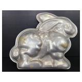 Vintage metal bunny mold