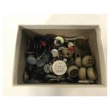 Lot of various vintage buttons