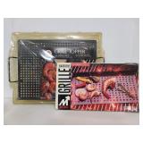 Two grilling trays in packages