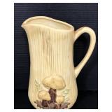 Three-dimensional mushroom ceramic pitcher