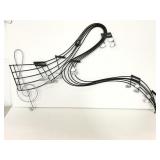 Black metal music note wall art