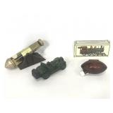 Lot of 4 vintage Avon aftershaves