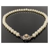 Vintage pearl necklace w/ rhinestone clasp