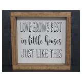 Wood block Love Grows Best decor sign