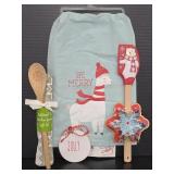 New w/ tags Christmas kitchen/baking gift set