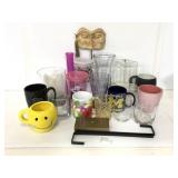 Lot of assorted glass and drinking ware