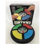 Vintage Simon game w/ original box & instructions