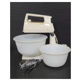 Vintage General Electric stand mixer