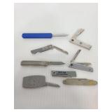 Collection of vintage small pocket knives