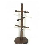 Wooden coffee mug holder