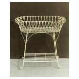 Metal oval player holder w/bottom shelf