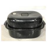 GraniteWare roasting pan with lid