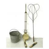 Assorted vintage metal items