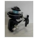 Pflueger International 627 fishing reel