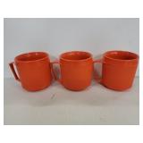 Three vintage Aladdin plastic stacking cups