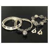 Black & white earrings & bracelets