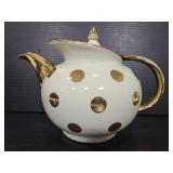 Vintage Hall The Windshield teapot