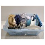 Large assorted kitchen lot