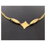 Gold tone vintage necklace