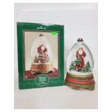 Hallmark Santa musical water snow globe