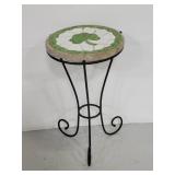 Metal framed 3 leaf clover concrete table