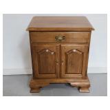 Ethan Allen wood end table w/ storage