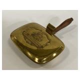 Vintage tall ship metal crumb catcher