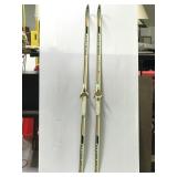 Pair of jarvinen glass gt cross country skis
