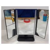 Lighted vanity mirror