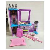 Monster High dolls, playset & accessories