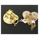 Two metal 3D dangly pins