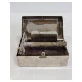 Vintage razor and blade set