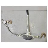 Cracking wire towing tool